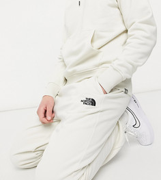 Oversized-джоггеры кремового цвета The North Face Essential эксклюзивно для ASOS-Белый