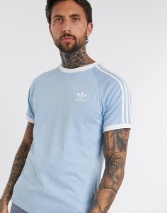Голубая футболка с тремя полосками adidas Originals-Голубой