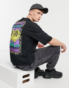 Oversized-футболка черного цвета с эффектом кислотной стирки и принтом в стиле постера на спине ASOS DESIGN-Черный цвет