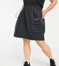 Черная тканевая юбка с логотипом-галочкой и карманами в утилитарном стиле Nike Plus-Черный цвет