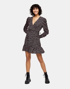 Розовое платье мини с запахом и цветочным принтом Topshop-Розовый цвет
