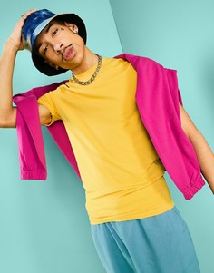 Желтая обтягивающая футболка из органического хлопка ASOS DESIGN-Желтый