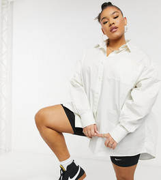 Эксклюзивная кремовая oversized-рубашка из органического хлопка в винтажном стиле с вышивкой COLLUSION Plus-Белый
