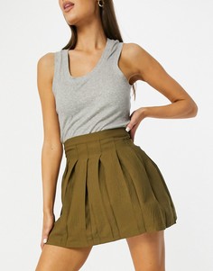 Оливковая плиссированная мини-юбка ASOS DESIGN-Зеленый цвет