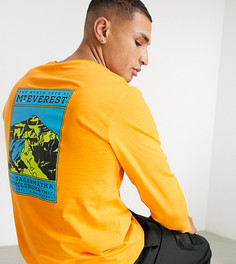 Оранжевый лонгслив The North Face Faces – эксклюзивно для ASOS-Оранжевый цвет