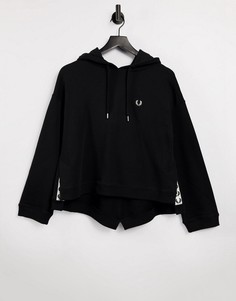 Черный свитшот с отделкой лентой и капюшоном Fred Perry-Черный цвет