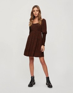 Красное приталенное платье мини со свободной юбкой и мелким принтом Miss Selfridge-Красный