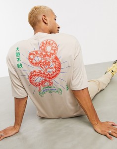Oversized-футболка из органического хлопка с принтом змеи на спине ASOS DESIGN-Бежевый