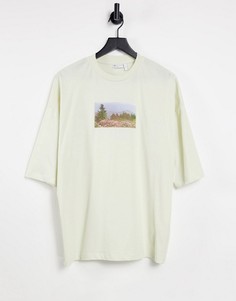 Серовато-белая oversized-футболка с фотографическим принтом ASOS DESIGN-Серый