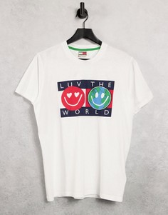 Белая капсульная футболка с логотипом на груди Tommy Jeans Luv The World-Белый