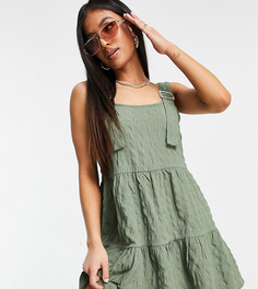 Сарафан мини из фактурной ткани цвета хаки ASOS DESIGN Petite-Зеленый цвет