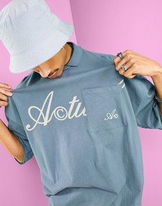 Голубая футболка-поло с короткими рукавами в стиле oversized с карманом и принтом ASOS Actual-Голубой