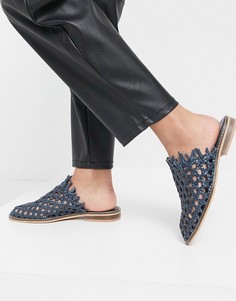 Темно-синие плетеные сандалии на плоской подошве Free People Mirage-Серый