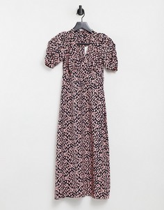 Платье миди с V-образным вырезом и принтом в розовый горошек Miss Selfridge-Розовый цвет