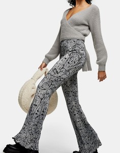 Синие плиссированные брюки клеш со змеиным принтом Topshop-Коричневый цвет