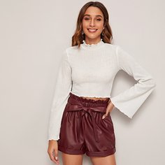 Трикотажная короткая футболка с оригинальным рукавом Shein
