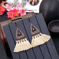 Этнические Серьги Треугольной Формы С Кисточками Shein