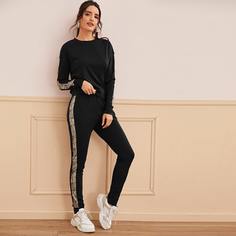 Спортивные брюки и свитшот с змеиным принтом Shein