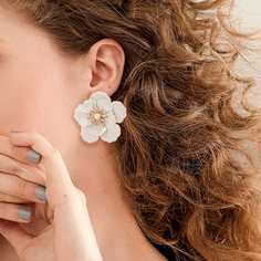 Цветок форма стержень серьги Shein