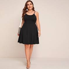 Однотонное платье на бретелях размера плюс Shein
