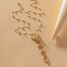 Ожерелье с подвеской бабочки и искусственными жемчугами Shein