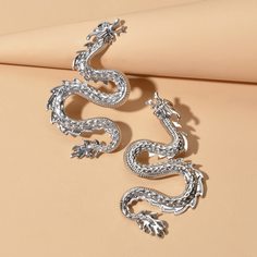 Серьги с декором дракона Shein