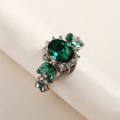 Кольцо с драгоценным камнем Shein
