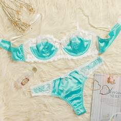 Комплект атласного нижнего белья на косточках с кружевом Shein