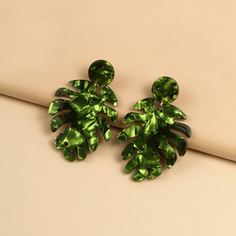 Акриловые серьги-подвески в виде листьев Shein