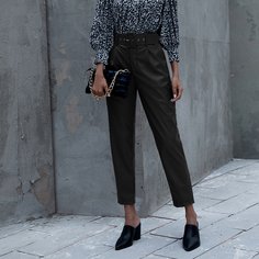 Однотонные брюки из искусственной кожи с поясом Shein