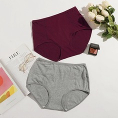 Однотонные трусики размера плюс 2шт Shein