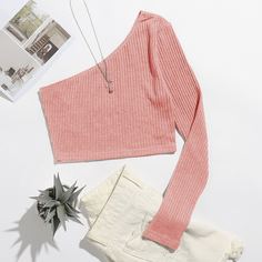 Трикотажная короткая футболка на одно плечо Shein