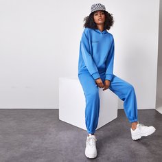 Спортивные брюки и толстовка с текстовым принтом Shein