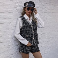 Твидовые шорты и жилет с пуговицами Shein