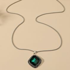 Ожерелье с драгоценным камнем Shein