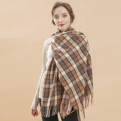 Шарф с бахромой в клетку Shein