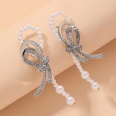 Серьги со стразами и искусственными жемчугами Shein