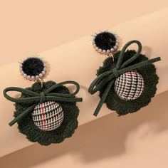 Серьги-подвески с бантом и искусственными жемчугами Shein