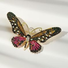 Брошь в форме бабочки со стразами 1шт. Shein