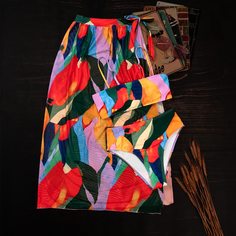 Пляжная юбка и бикини с рисунком 3шт Shein