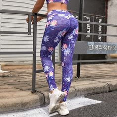 Спортивные леггинсы с цветочным принтом Shein