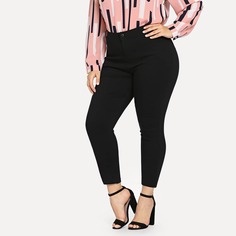 Однотонные короткие джинсы размера плюс Shein