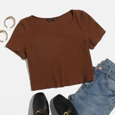Кроп вязаная футболка в рубчик Shein