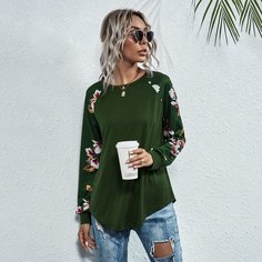 Футболка с цветочным принтом Shein