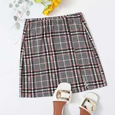 Юбка в клетку с эластичной талией и разрезом Shein