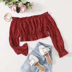 Кроп блузка в горошек с открытыми плечами Shein