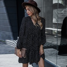 Платье в горошек с оригинальным рукавом Shein
