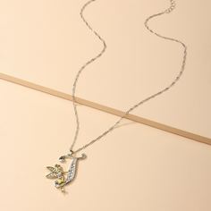 Ожерелье с буквой и стразами Shein