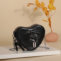 Сумка на цепочке в форме сердечка с молнией Shein