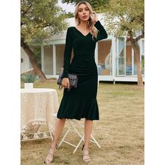 Бархатное платье со сборкой Shein